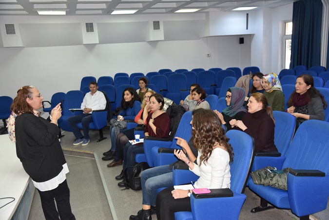 Marmara University Administrative Staff is Learning Sign Language